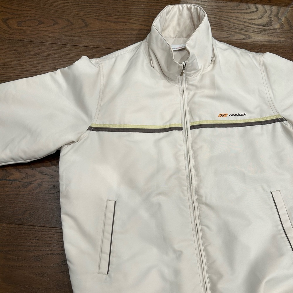 Vintage Reebok jacket 🤎 - Picture 3 of 3